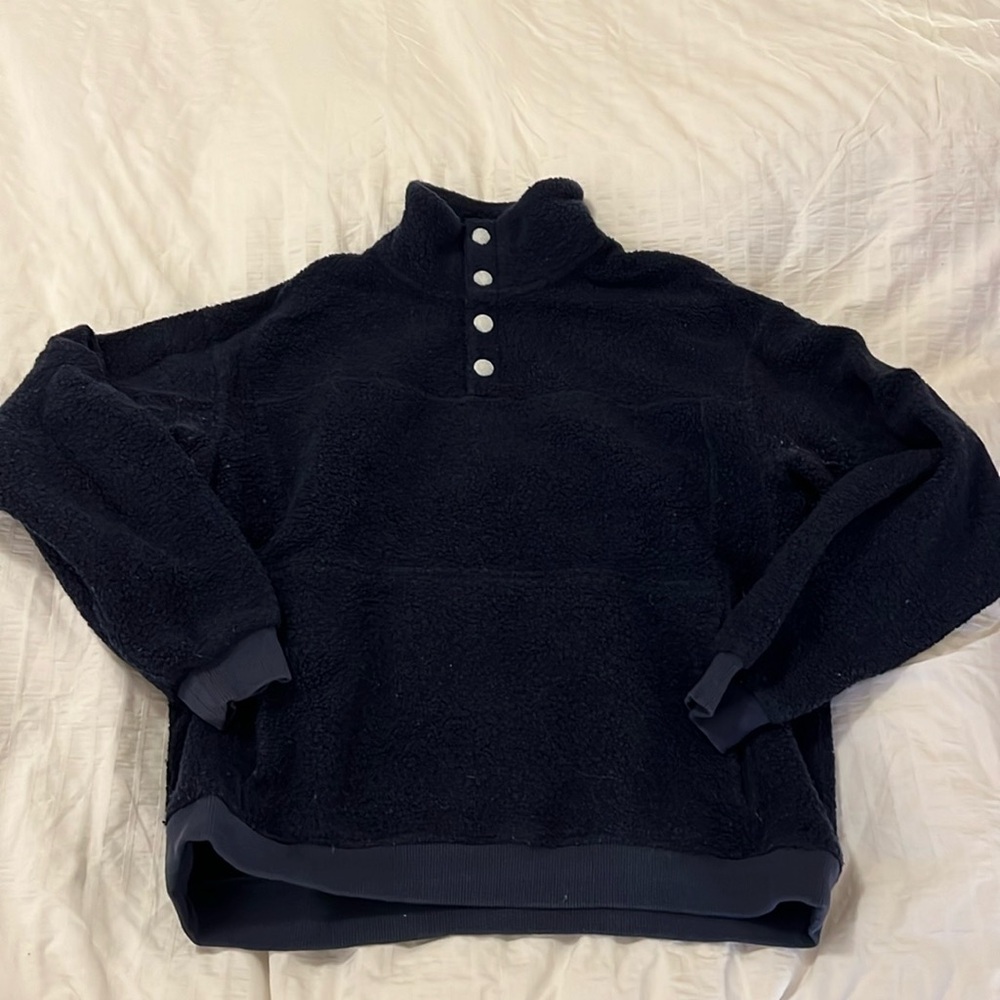 OG Outdoor Voices Mega Fleece